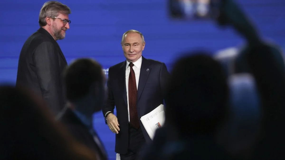 Putin rechazó la acusación de Bullrich:  "Ver espías rusos en cada esquina es irracional y destructivo"