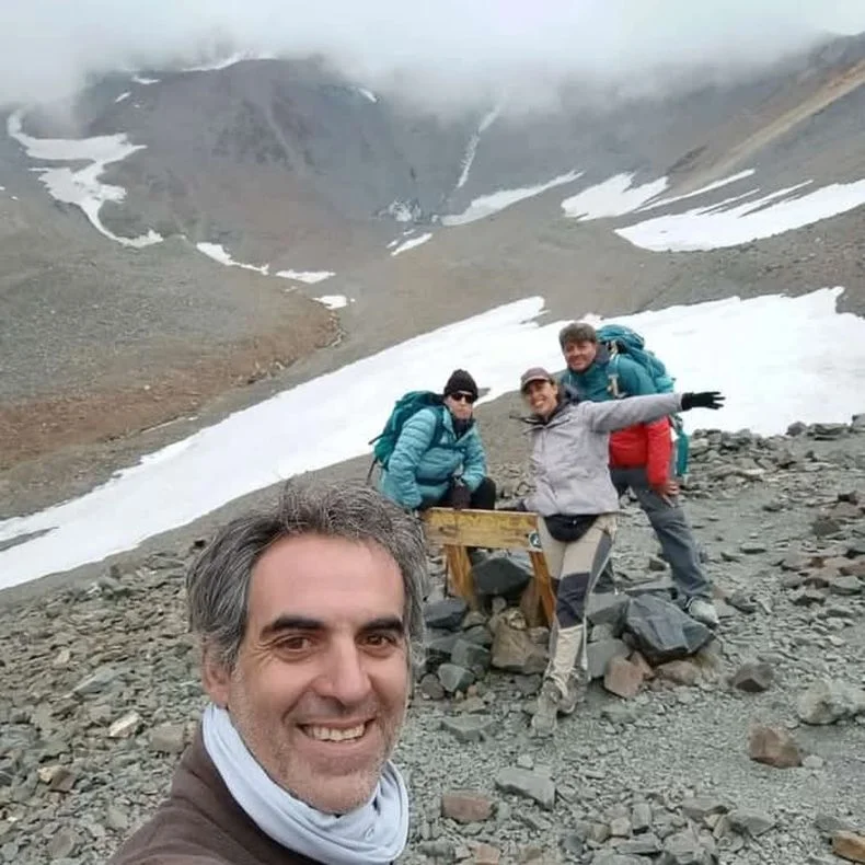A casi una semana de su desaparición, continúa la desesperada búsqueda del andinista en el cerro El Plata