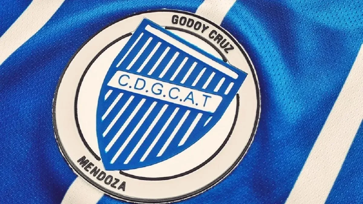 Misterio en Godoy Cruz por la sorpresiva salida de un futbolista antes de llegar a Chile