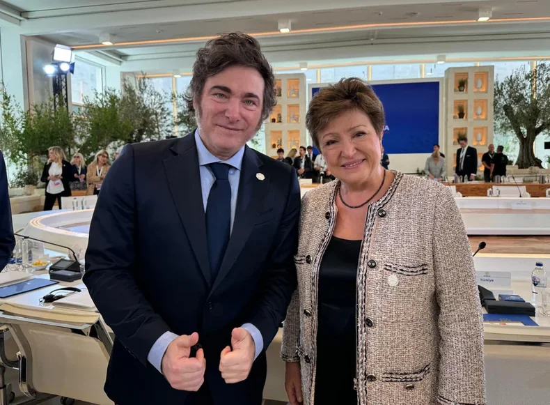 El Gobierno pone en jaque las metas con el FMI.