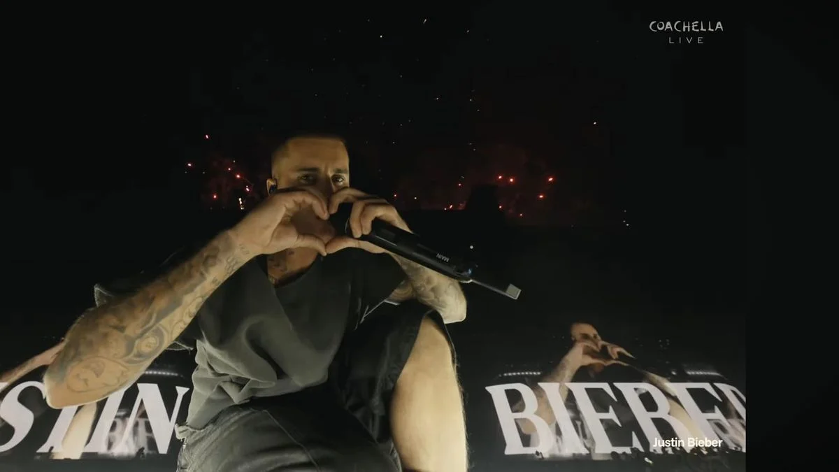 Justin Bieber emocionó a todos en Coachella con un show íntimo y cargado de nostalgia