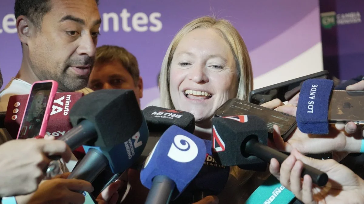 Festejo contenido en el búnker de Cambia Mendoza y palpitan el ingreso de 4 diputados nacionales