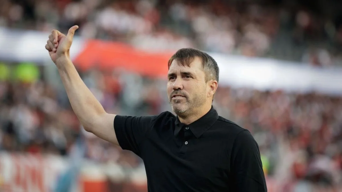 Agenda de fútbol hoy: River juega en Venezuela, Platense por la épica y el Dibu Martínez busca la final