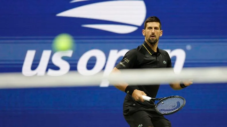 Novak Djokovic abandona Serbia.