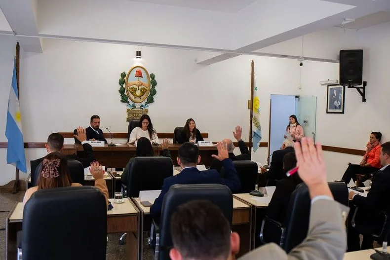 Concejales de Maip&uacute; aprobaron por unanimidad implementar Ficha Limpia en el Poder Ejecutivo Municipal.&nbsp;