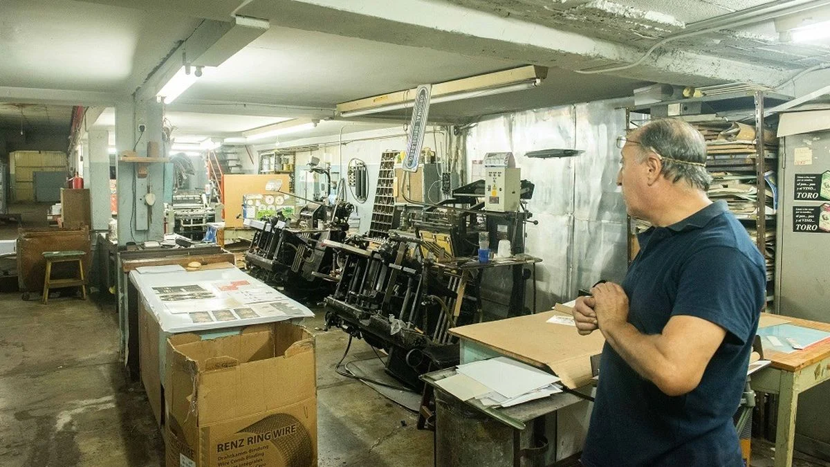 Tras 22 años de autogestión, una jueza remató Gráficos Asociados, la primera fabrica recuperada de Mendoza