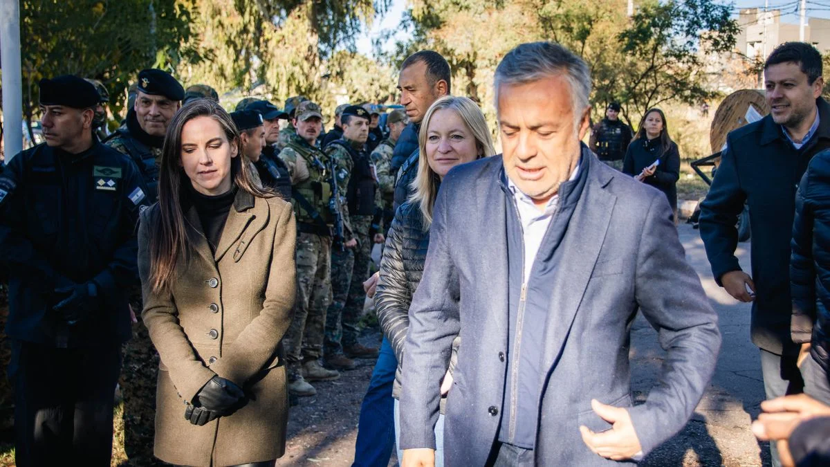 La oposición acusa a Cornejo de "lavarse las manos" y delegar en los municipios la política de seguridad