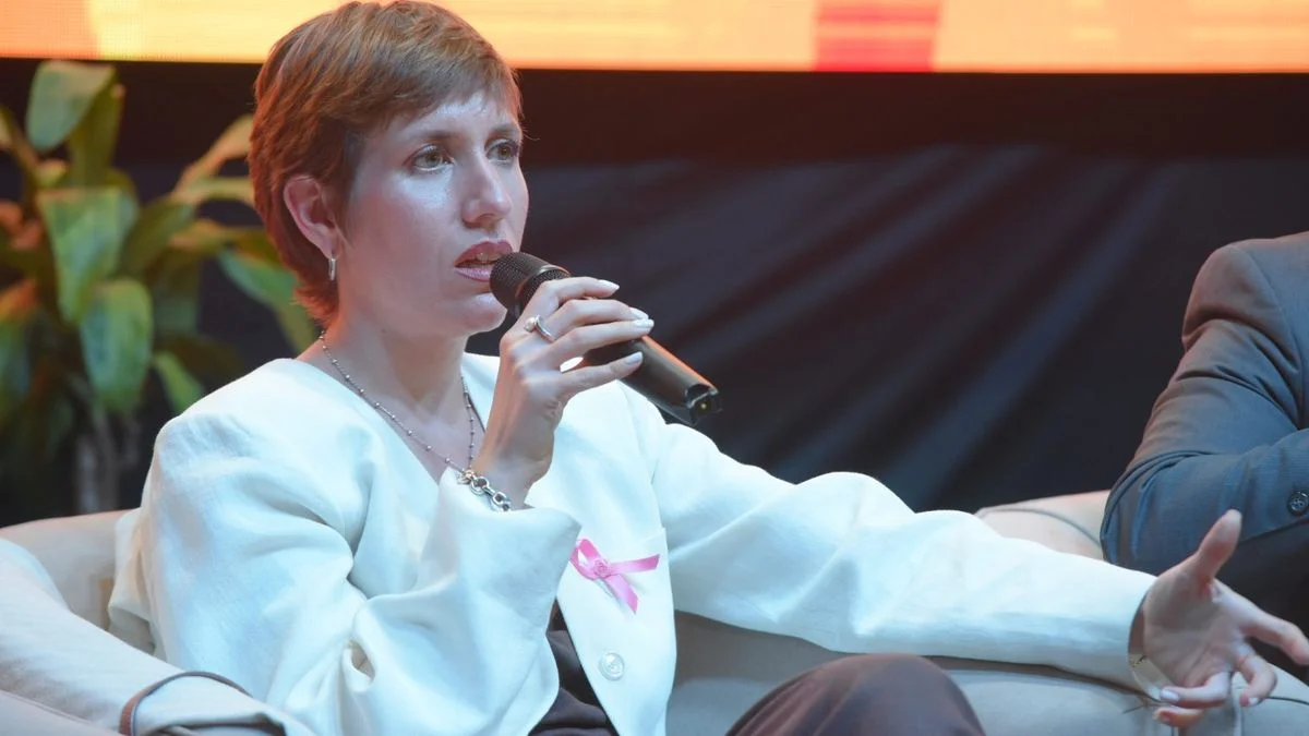 Latorre enumeró los "mitos" contra la minería y dijo que las banderas en defensa del agua están "demodé"
