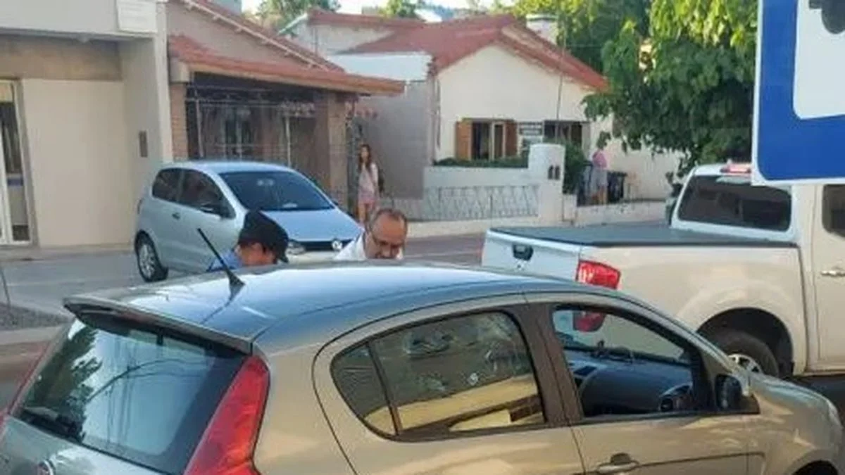 Chau viajes: funcionarios del EMOP secuestraron dos remises truchos que funcionaban en San Rafael