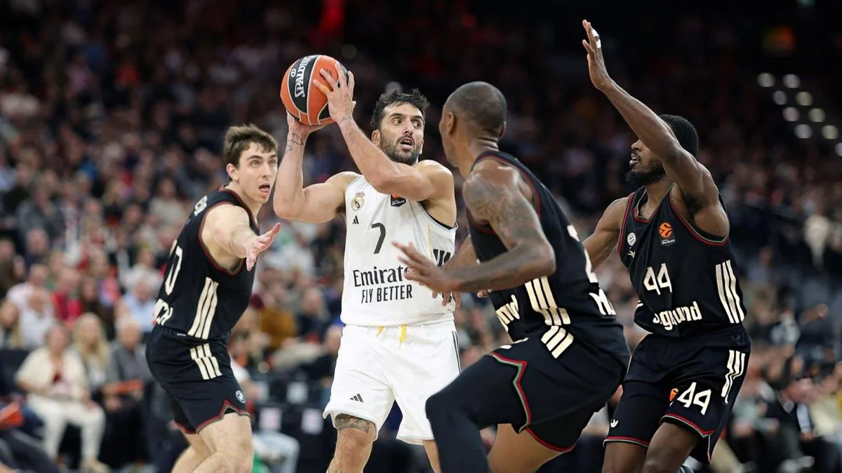 Video | El triple "imposible" de Facundo Campazzo que no sumó: lo hizo desde su campo y sin mirar