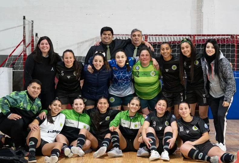 Las mendocinas ponen primera en la Divisi&oacute;n de Honor.