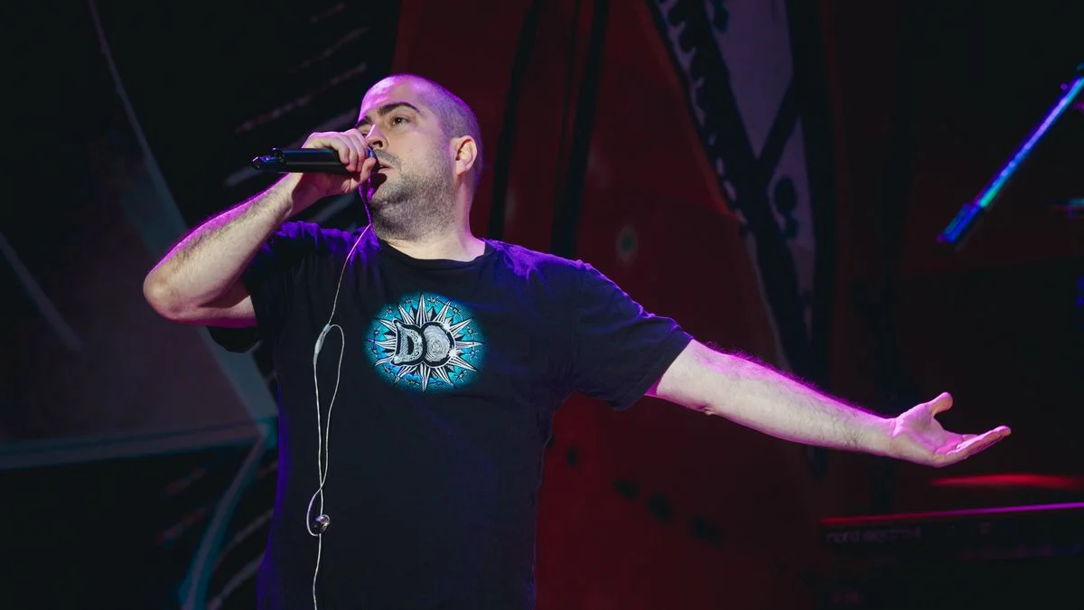 La broma de un músico de Don Osvaldo que  detonó un operativo en el aeropuerto
