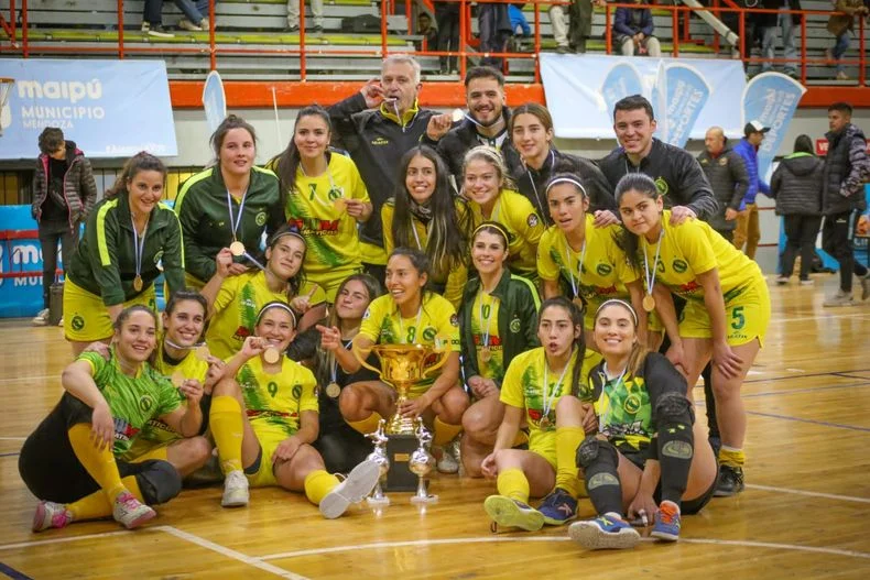 Cementista aporta cinco jugadoras a la preselección de Mendoza.