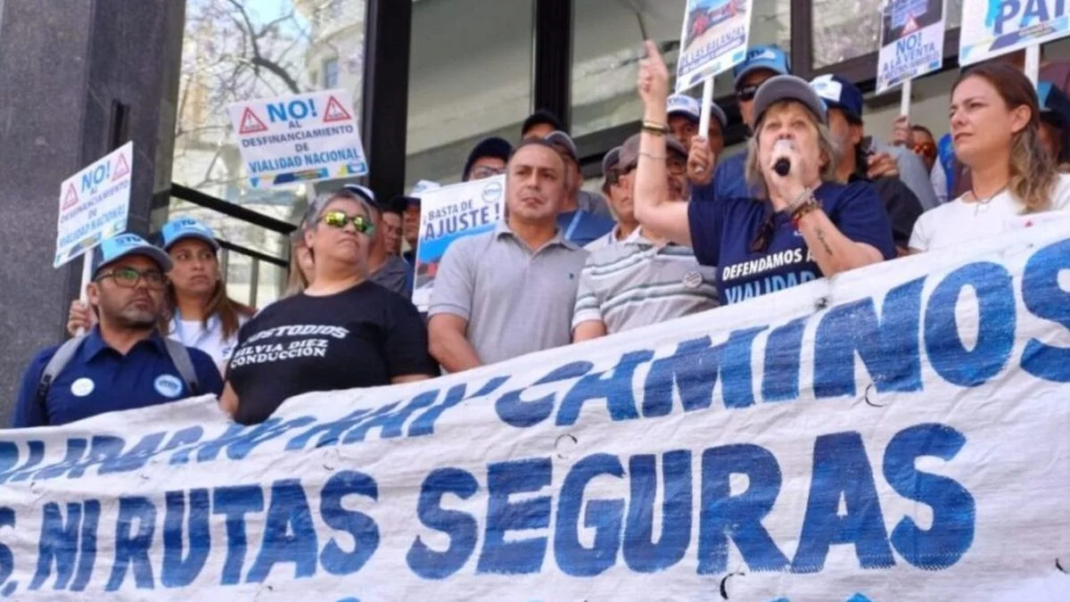 Protestas en todo el país por el inminente decreto que cierra Vialidad Nacional