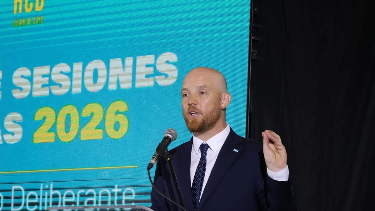 Con De Marchi y funcionarios de Cornejo en primera fila, Allasino destacó las obras provinciales