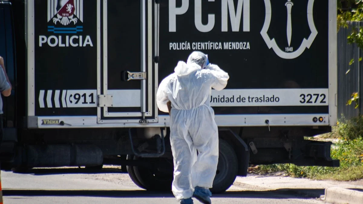Aún no logran identificar al cadáver hallado calcinado en un descampado de Guaymallén