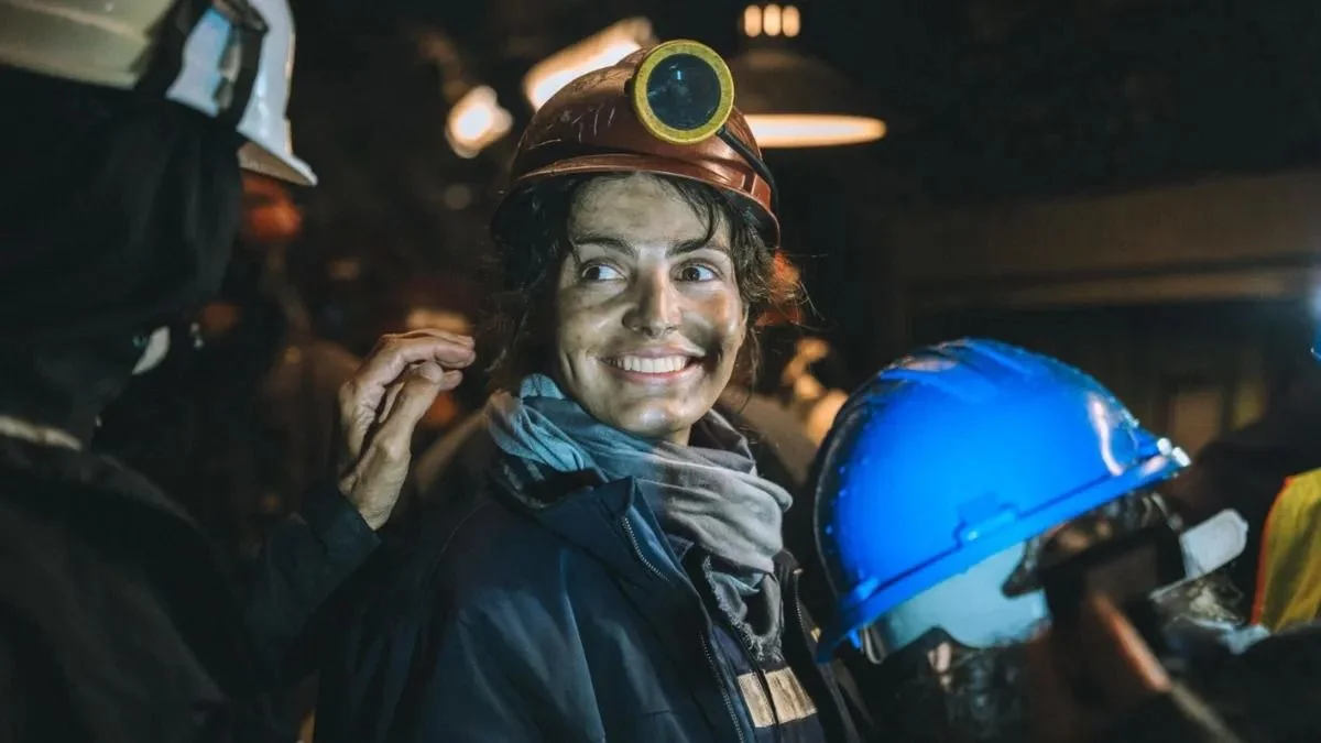 Miss Carbón: la película dirigida por la hija de Macri y protagonizada por la hermana trans de Pedro Pascal