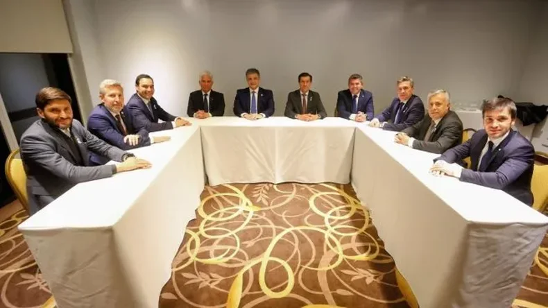 Los gobernadores de la ex alianza Juntos por el Cambio le quitan tensión a la sesión del Senado. 