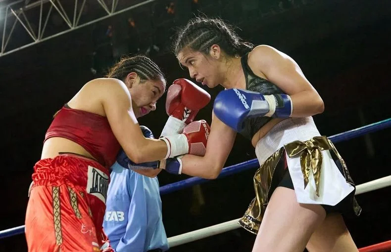 Brisa Alfonzo llegó a lo más alto del boxeo nacional tras vencer a Carabajal en el Polimeni.