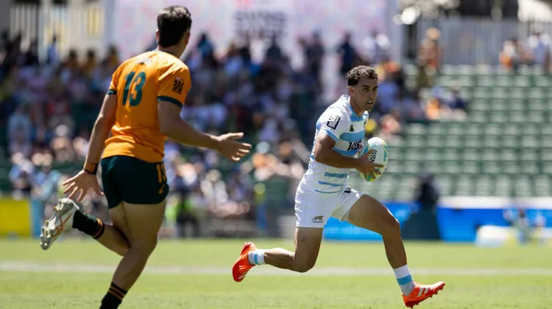 Los Pumas arrollaron y pasaron por encima a Australia en la final.