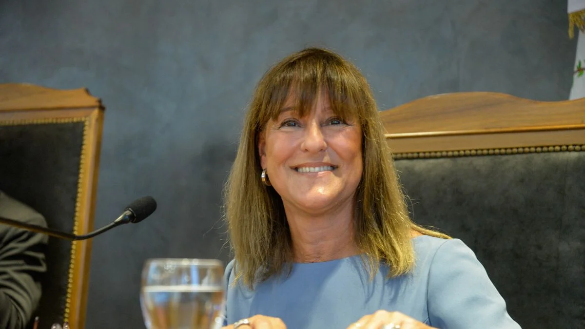 Tras la renuncia de Pedro Llorente, Norma Llatser juró como ministra de la Suprema Corte
