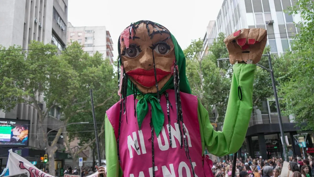 25N Mendoza: la marcha de Ni Una Menos bajo el lema "por la soberanía de nuestros cuerpos y territorios"