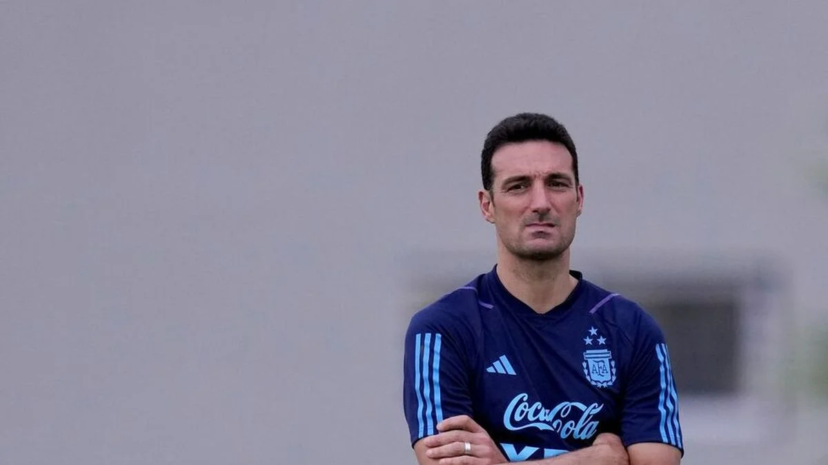 Una figura de la Selección Argentina salió lesionado y se encienden las alarmas por el choque ante Brasil