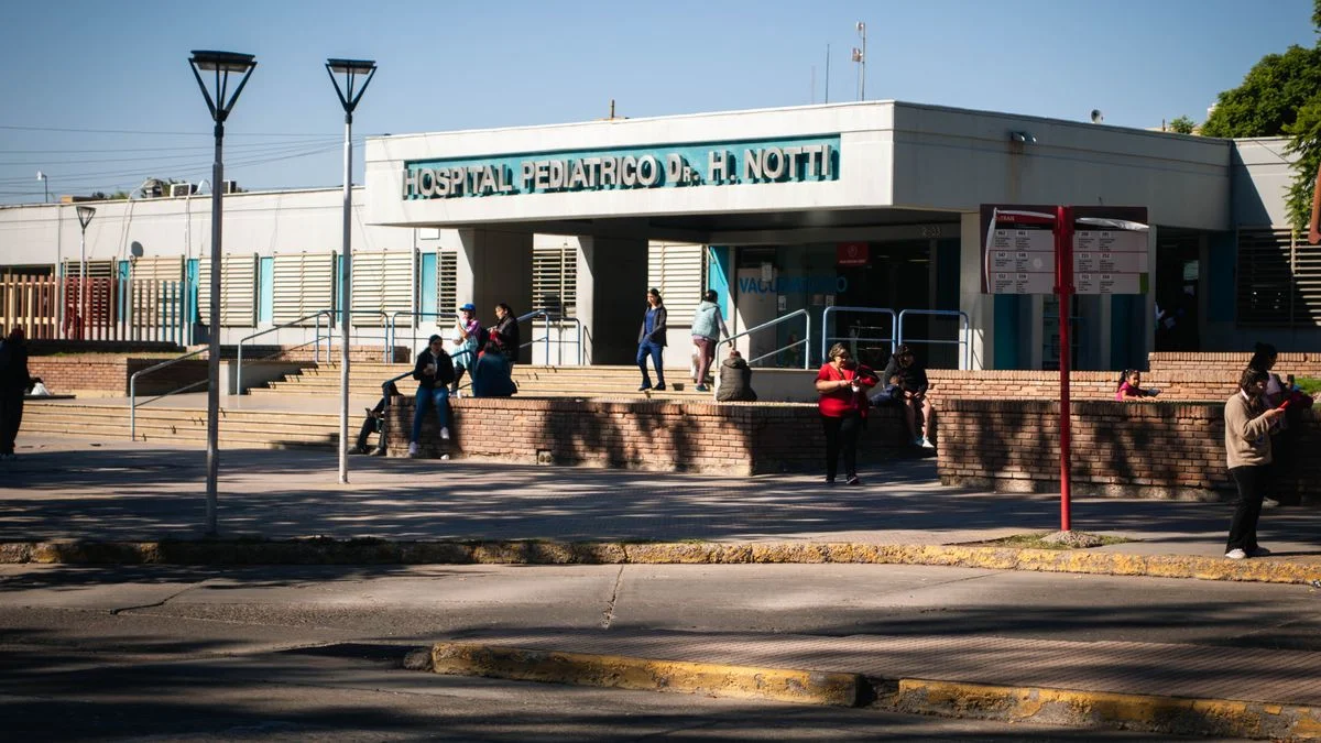 Sigue en estado crítico el chico internado en el Notti: su padrastro fue imputado por tentativa de homicidio