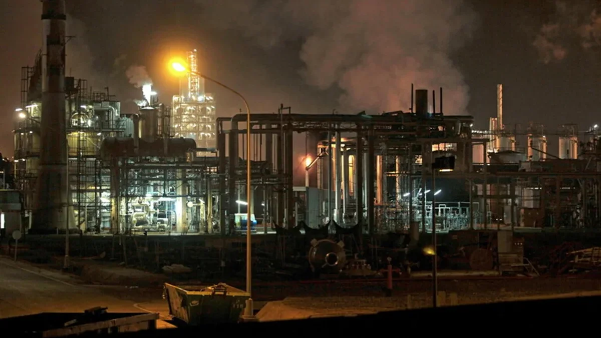 Fuego cruzado en Medio Oriente: Irán, Israel y Estados Unidos bombardean infraestructura energética