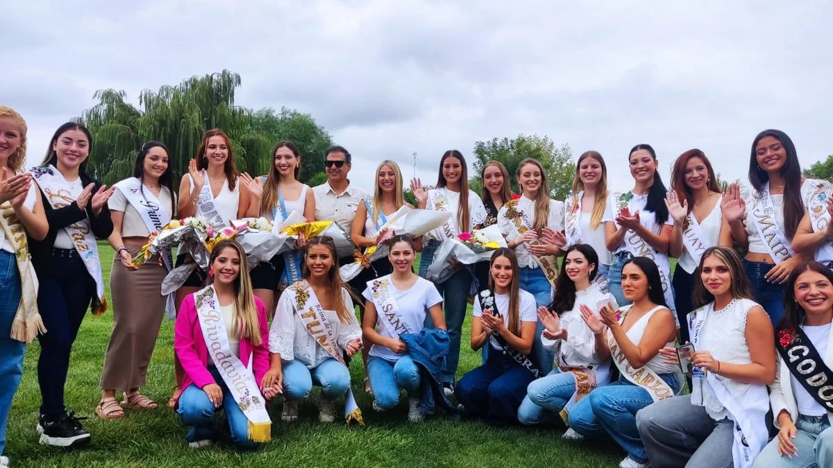 Vuelo Real: las Reinas de la Vendimia sobrevolaron Mendoza