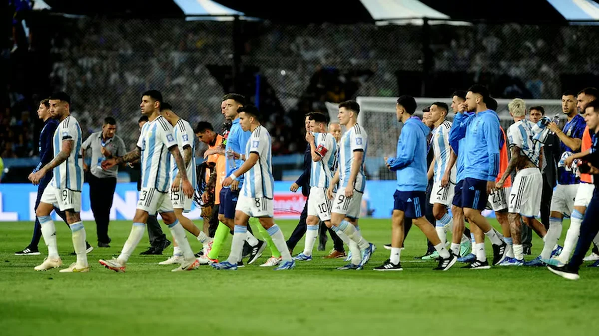 Los jugadores de la Selección Argentina que pueden perderse el duelo ante Brasil