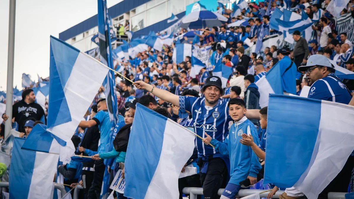 Godoy Cruz presentó su descargo ante AFA y avanza con sanciones a sus propios hinchas
