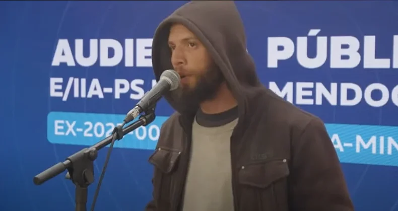 Facundo Gollano, el joven detenido durante la represión policial en la marcha contra San Jorge. 