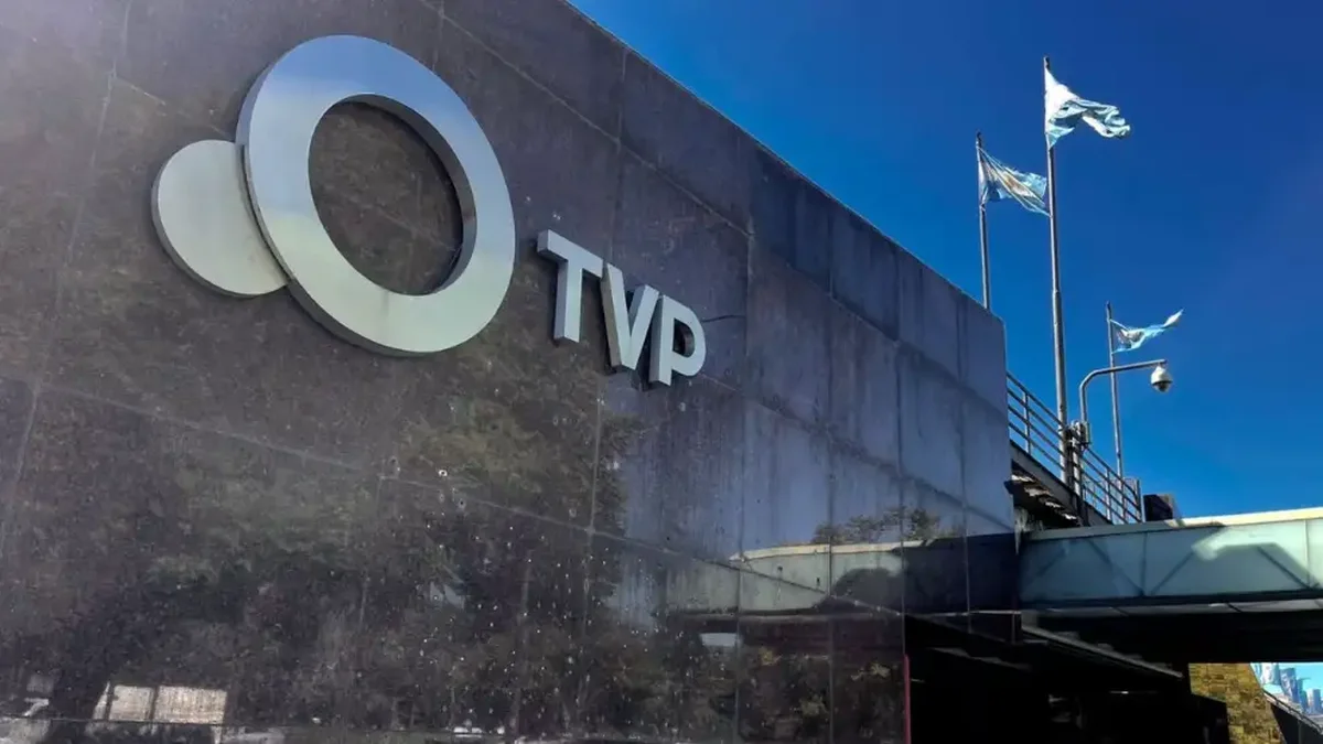Allanamiento en la TV Pública: buscaron documentación por el viaje de Adorni a Punta del Este
