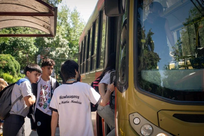 El boleto de micro costará en Mendoza $1.200 desde noviembre y $1.400 desde enero. 