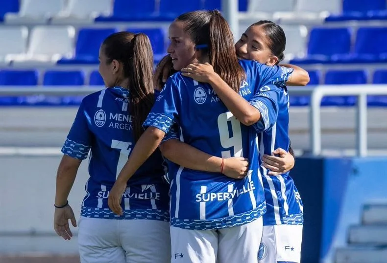 Mendoza pisa fuerte en el fútbol femenino y apunta a dar el salto de calidad.