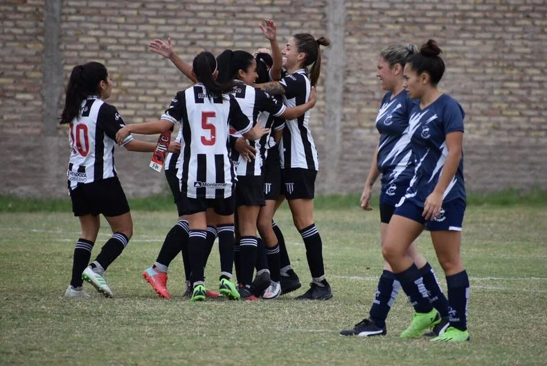 El fútbol mendocino crece a pasos agigantados.