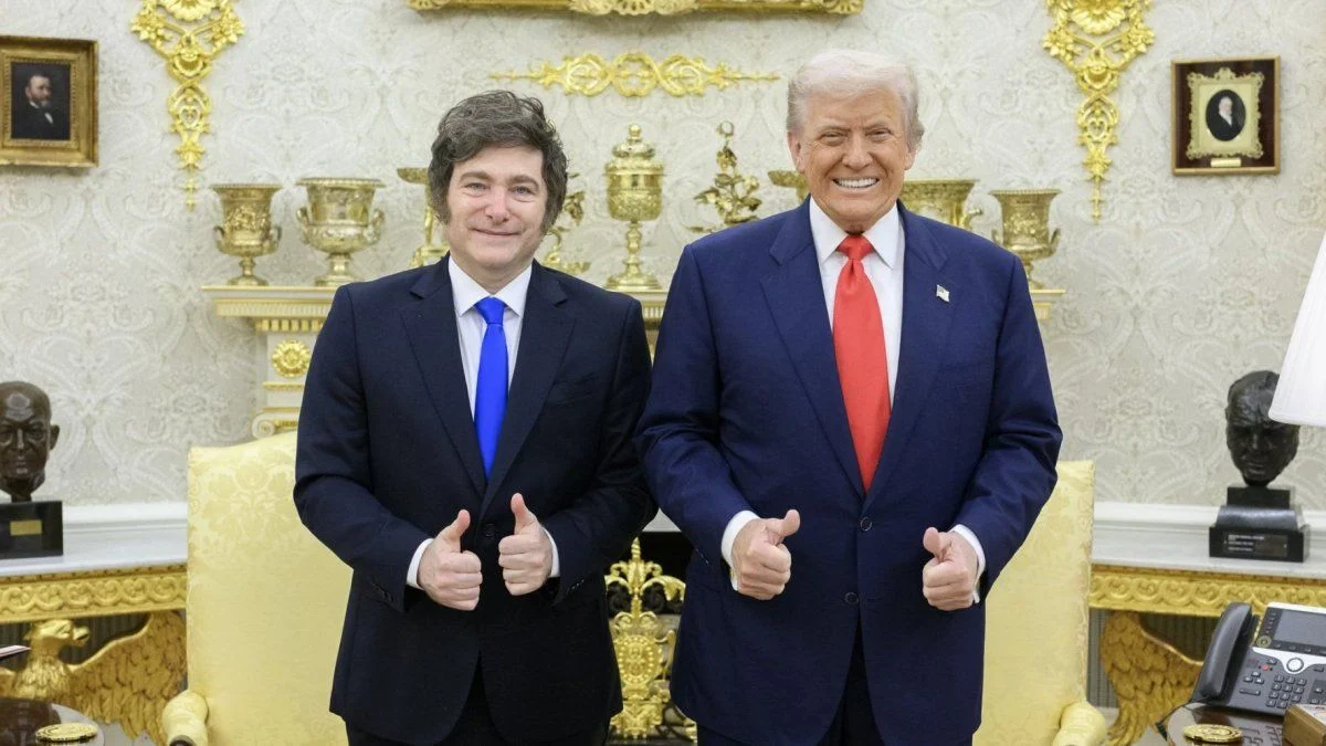 Donald Trump felicitó a Milei por su "victoria aplastante"