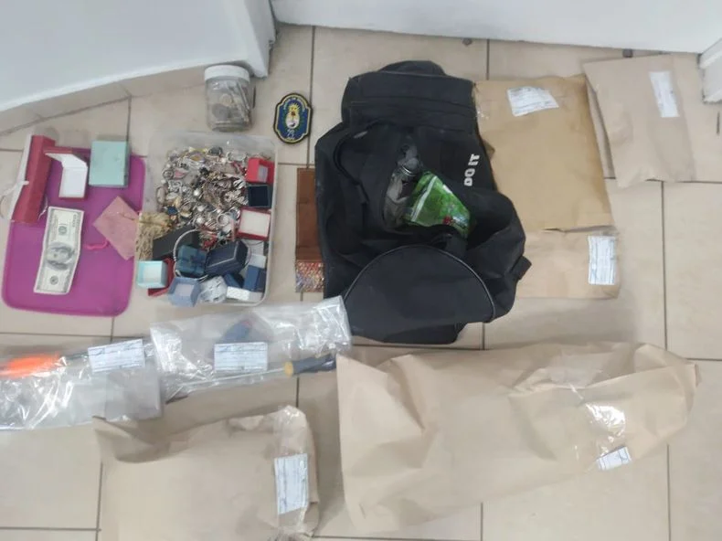Diez personas resultados aprehendidas durante los operativos.