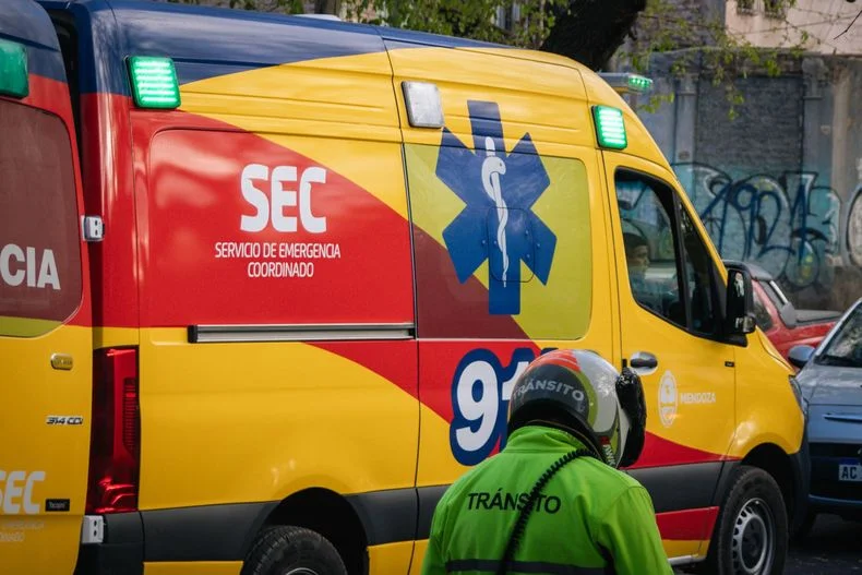 Un conductor ebrio choc&oacute; en la Ruta 7 y dos personas fueron trasladadas en ambulancia. Imagen ilustrativa.&nbsp;&nbsp;