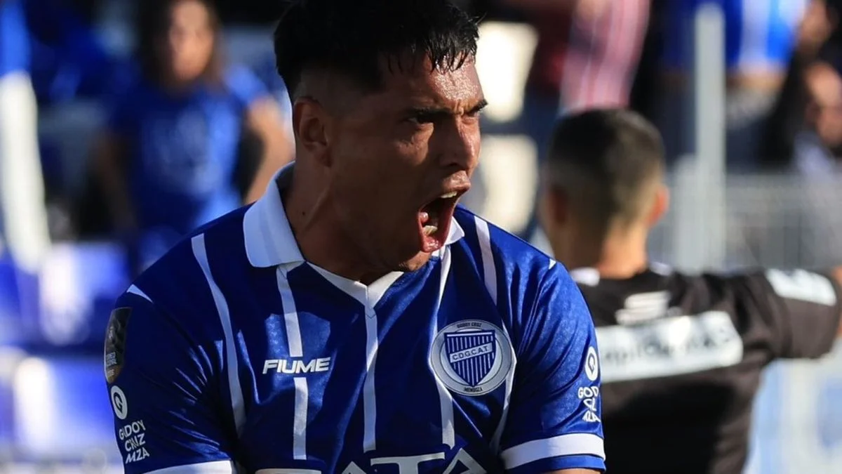 Godoy Cruz derrotó a Racing de Córdoba y volvió al triunfo en el debut de De Muner