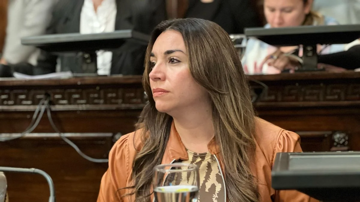 Proponen tótems digitales en escuelas para las próximas elecciones