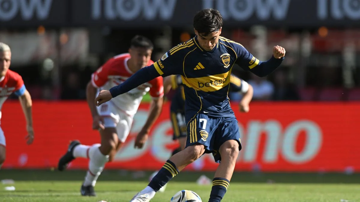 Polémico y agónico triunfo de Boca sobre Estudiantes de La Plata: la jugada que cambio el partido