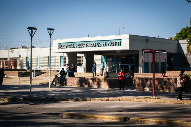 La beba se encuentra hospitalizada en el Notti.