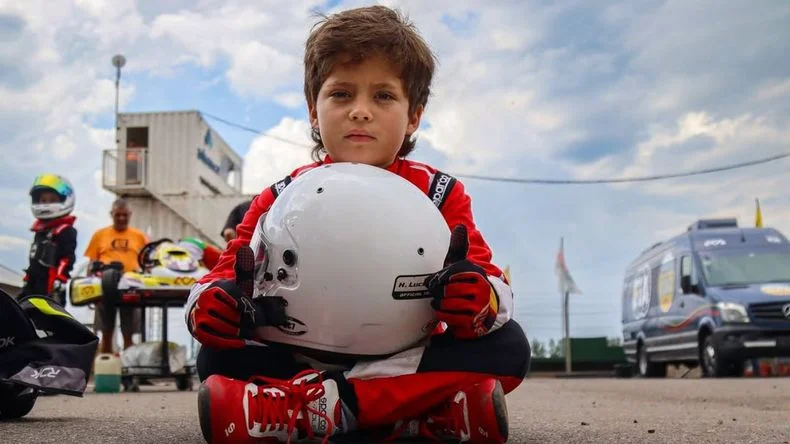 Hip&oacute;lito Lucero, el &uacute;nico en la Mini.