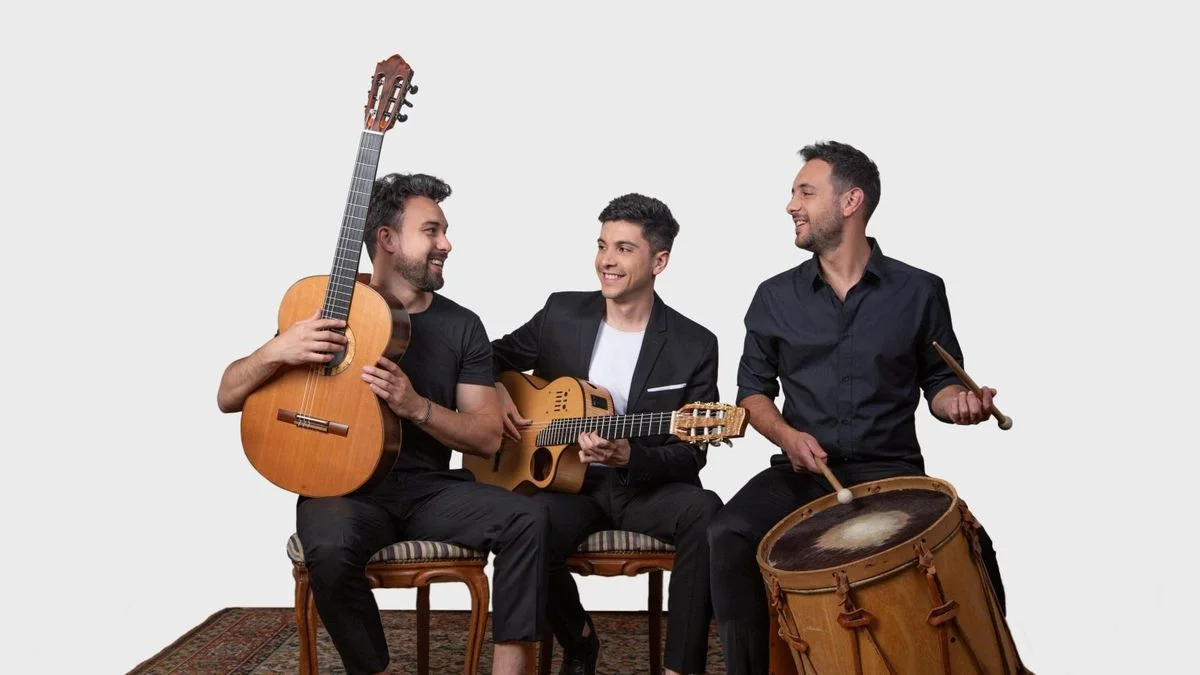 El grupo de folklore Dos Más Uno tocará en el Teatro Independencia