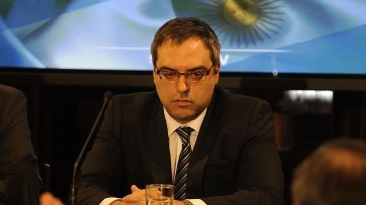 Kreplak le respondió al Gobierno por el fentanilo: "Le recuerdo al Presidente su obligación de no interferir"