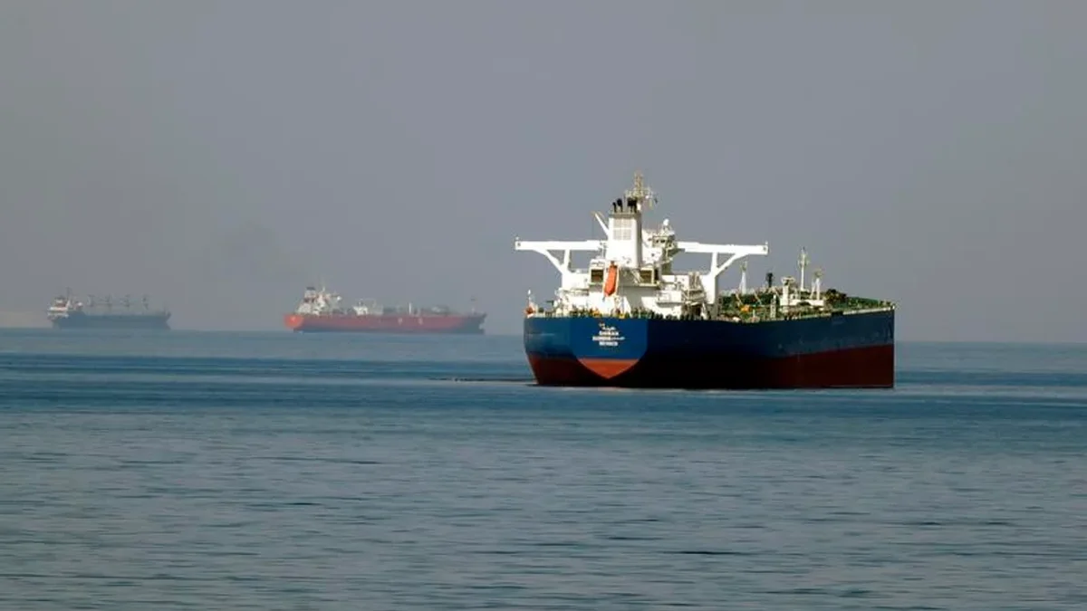 Irán volvió a aplicar controles estrictos en el Estrecho de Ormuz y desafía a Trump