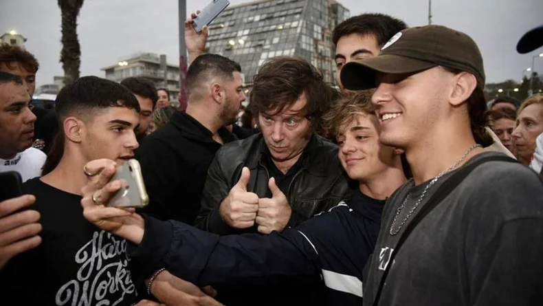 En Mendoza el desempleo golpea con más fuerza al núcleo duro de votantes de Milei