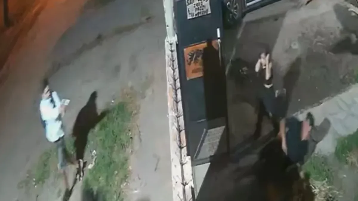 VIDEO: Lo balearon frente a sus hijas, murió y la Policía investiga un presunto ajuste de cuentas